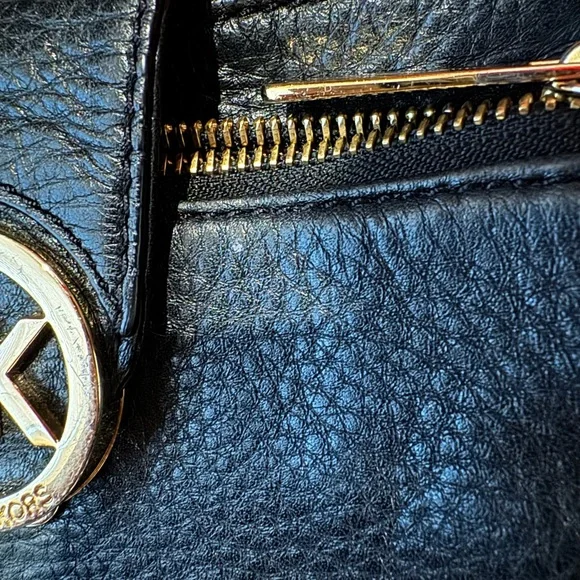 Michael Kors Y2K Black Fulton Double Zip Organizer Leather Crossbody Bag - Picture 4 of 4